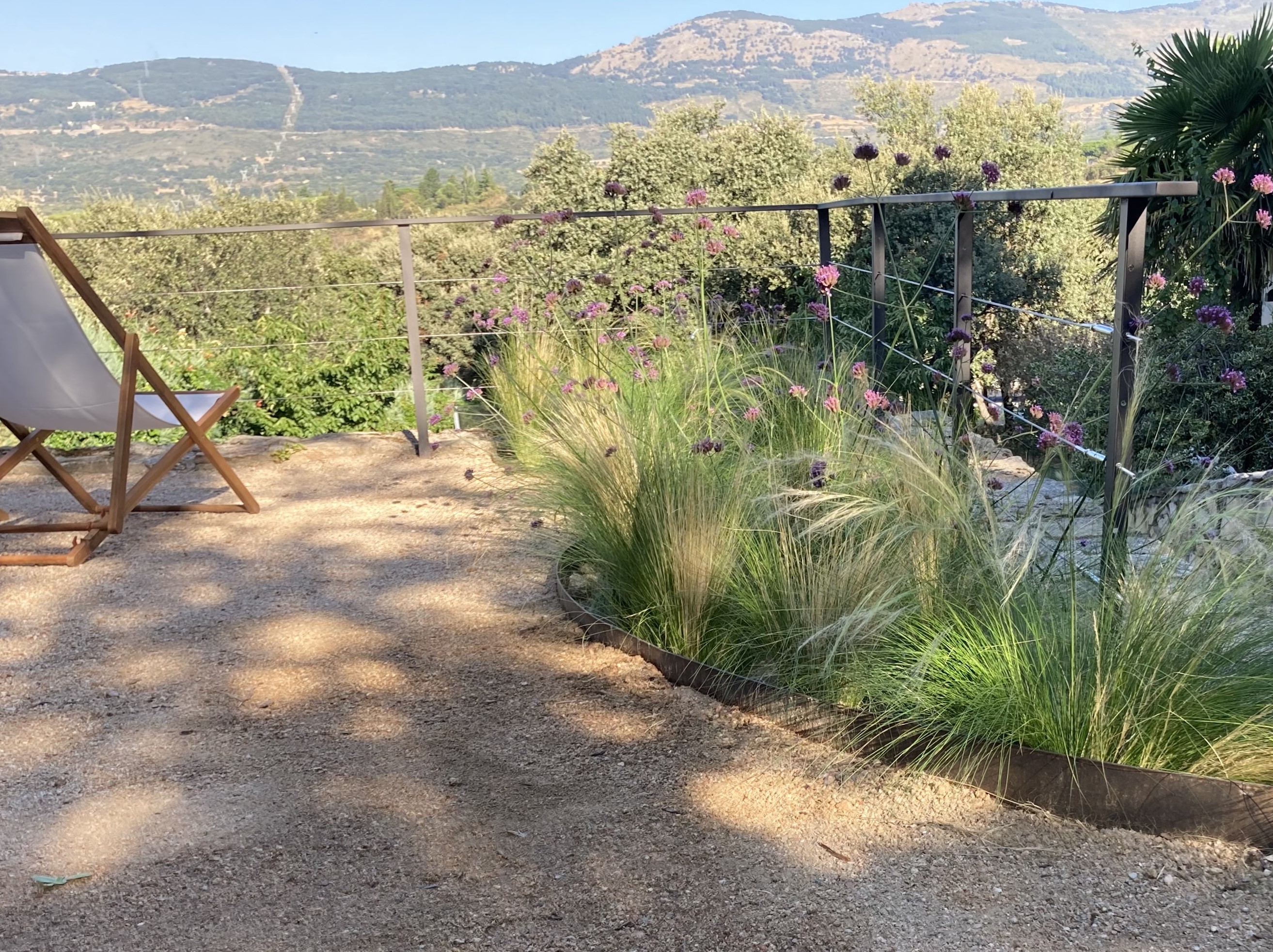 Jardín en la sierra - imagen 2